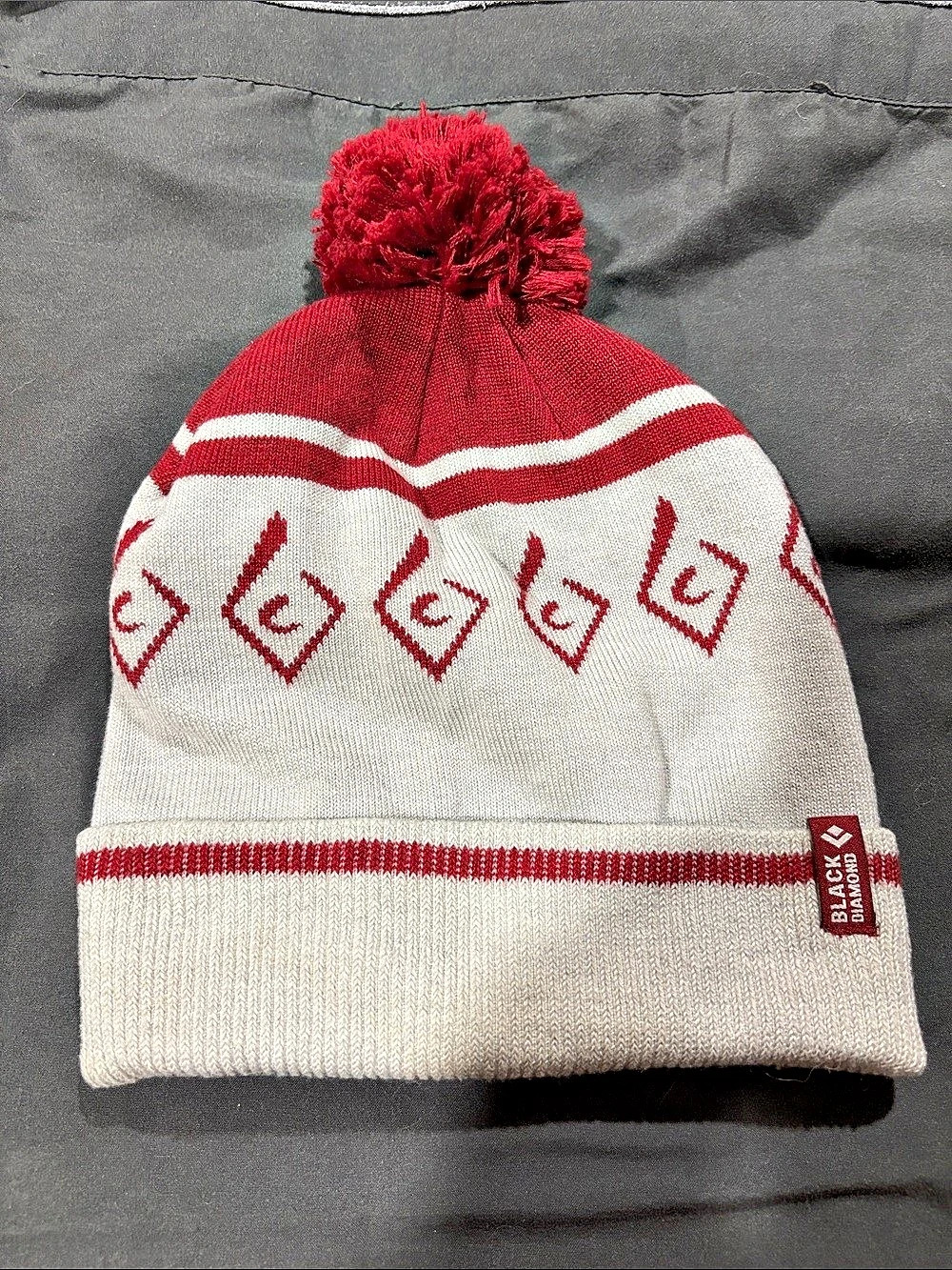Black Diamond Geometric Pom Beanie in Red & Cream Like New